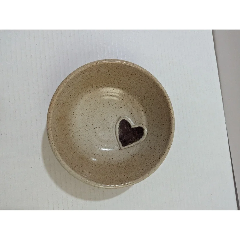 Handmade‎ Studio Pottery Heart Bowl Speckled Tan Ceramic Artist Signed BM